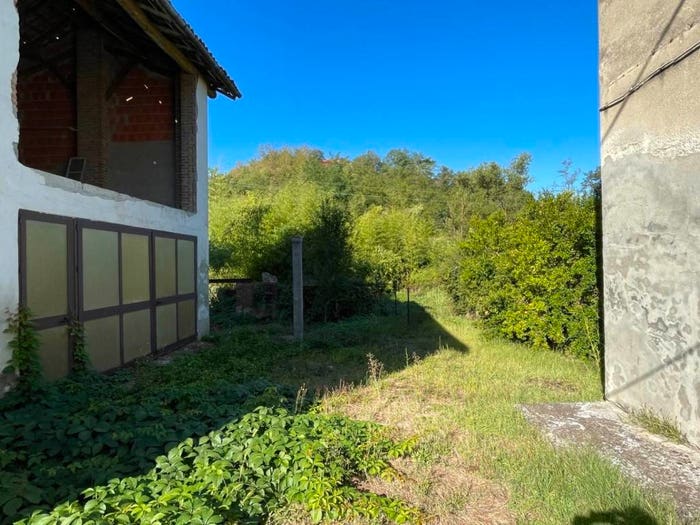 Casa con 6 locali in vendita in Sarezzano
