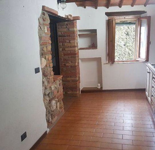 Appartamento quadrilocale in vendita in Centro, Casole d'Elsa