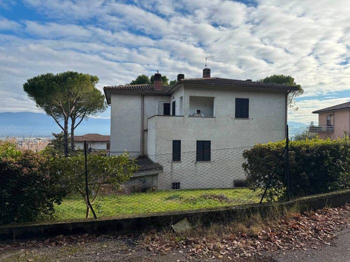 Casa con 6 locali in vendita in Via Fratelli Rosselli, Bruna, Castel Ritaldi