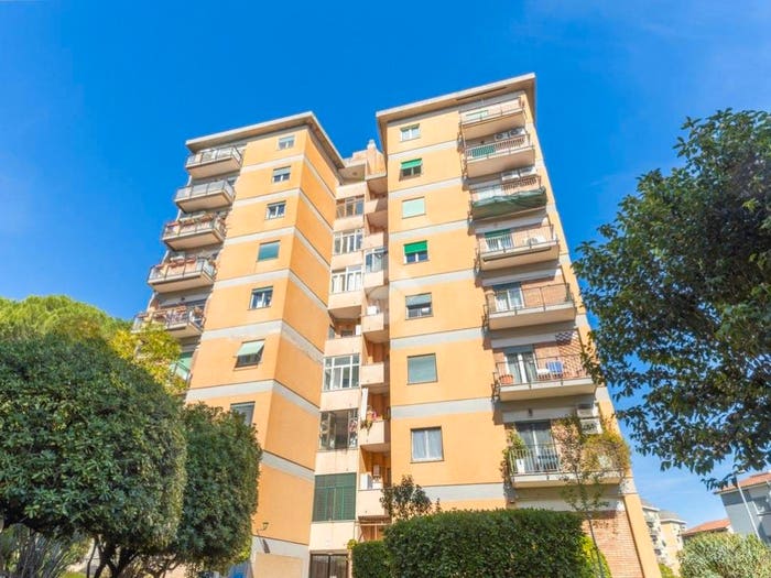 Appartamento trilocale in vendita in Via Camillo Peano, Nuovo Salario, Roma