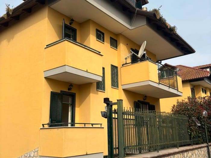 Casa con 6 locali in vendita in Via Staffetta, Lago Patria, Giugliano in Campania