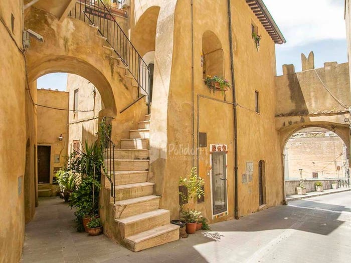 Appartamento quadrilocale in vendita in Via Aldo Moro, Torrita Tiberina