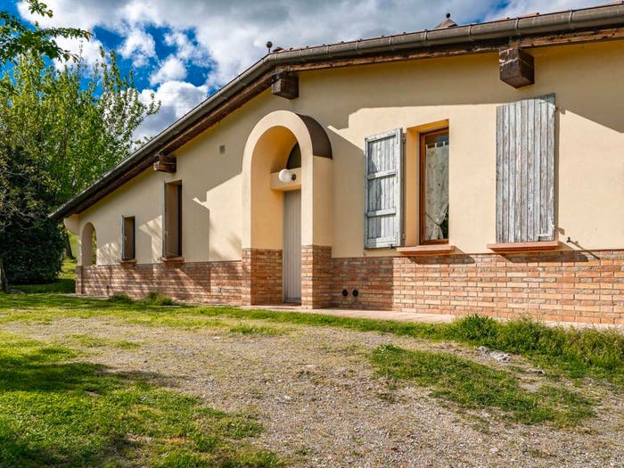 Casa con 6 locali in vendita in Via Bettini, Monte San Pietro