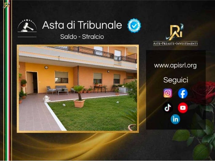 Appartamento quadrilocale in vendita in Via federico II, Petacciato