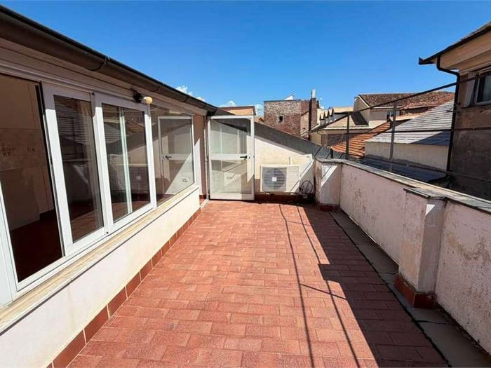 Appartamento trilocale in vendita in Centro, Albenga