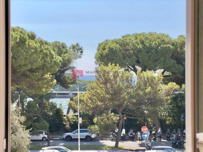 Appartamento con 6 locali in vendita in Via Pisa, Albaro, Genova