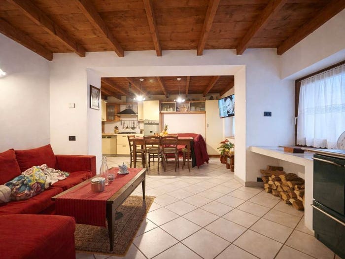 Casa trilocale in vendita in Via Alpone, Alpone, Montecchia di Crosara