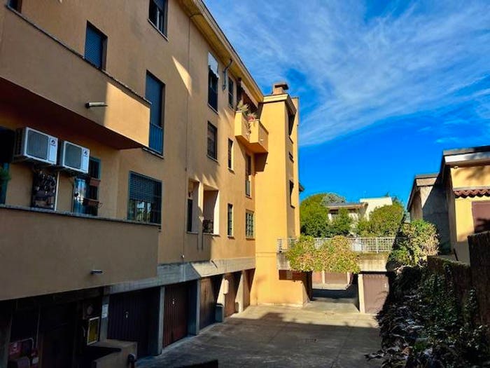 Appartamento trilocale in vendita in Via S Cantoni, Gorgonzola