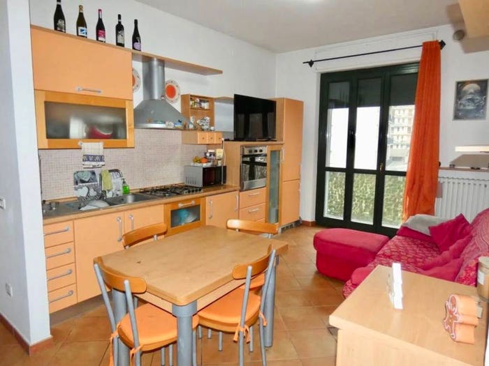 Appartamento quadrilocale in vendita in Viale Indipendenza No Number, Canelli