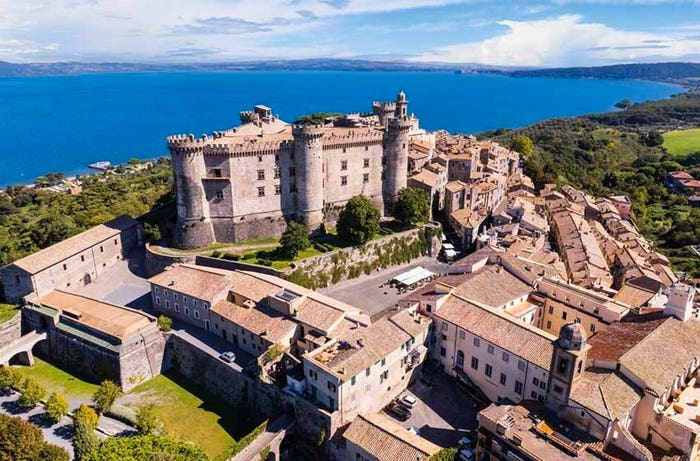 Casa con 6 locali in vendita in Via San Celso, Bracciano