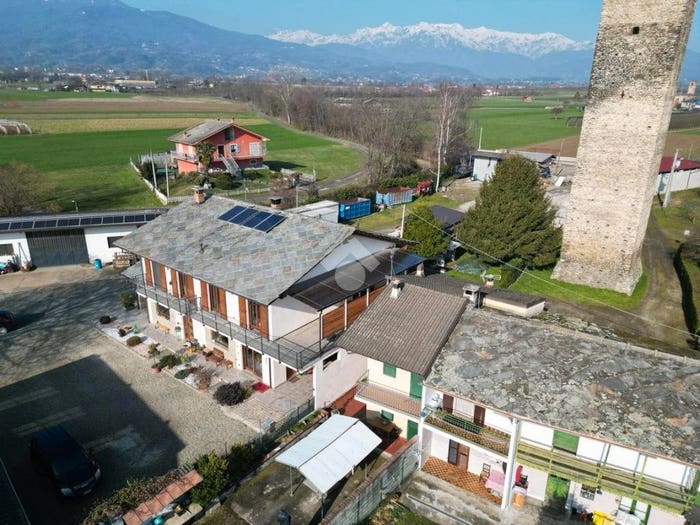 Casa con 5 locali in vendita in Via Barrata, Bagnolo Piemonte