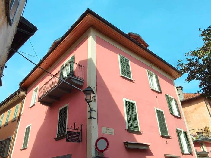 Appartamento quadrilocale in vendita in Via De Luatti, Centro, Cannobio