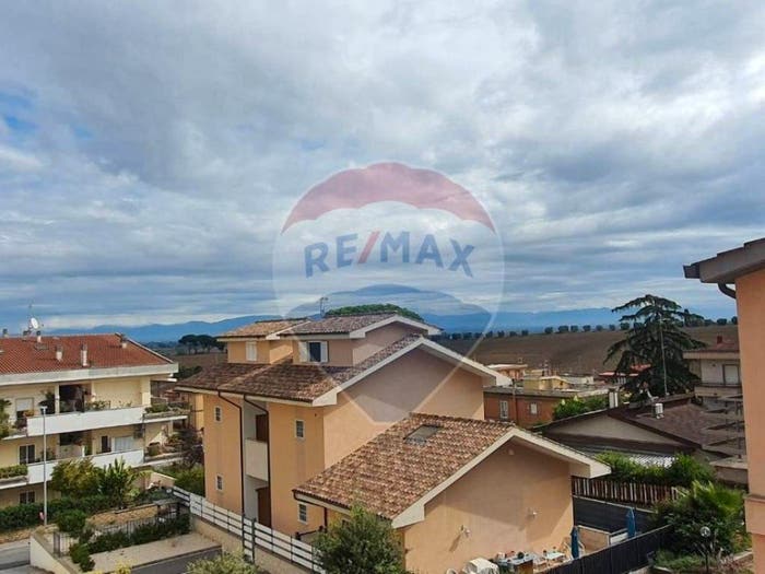 Casa con 6 locali in vendita in Via Monti della Storta, La Storta, Roma