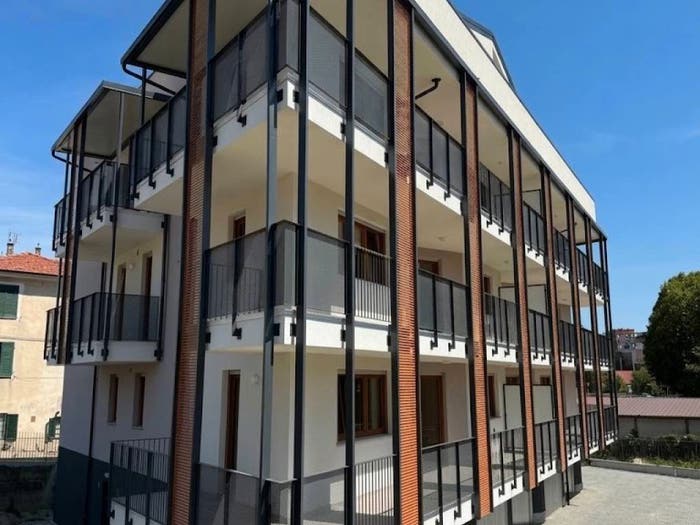 Appartamento quadrilocale in vendita in Stradale Fenestrelle, Ospedale Cottolengo, Pinerolo