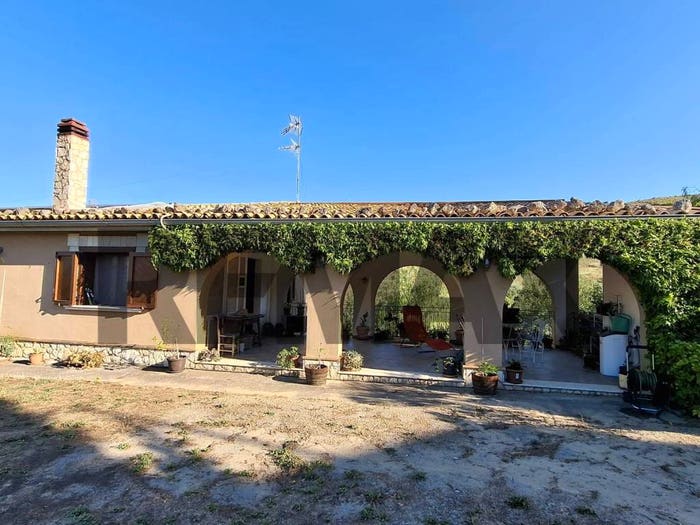 Casa con 6 locali in vendita in via trieste, Centro, Castellana Sicula