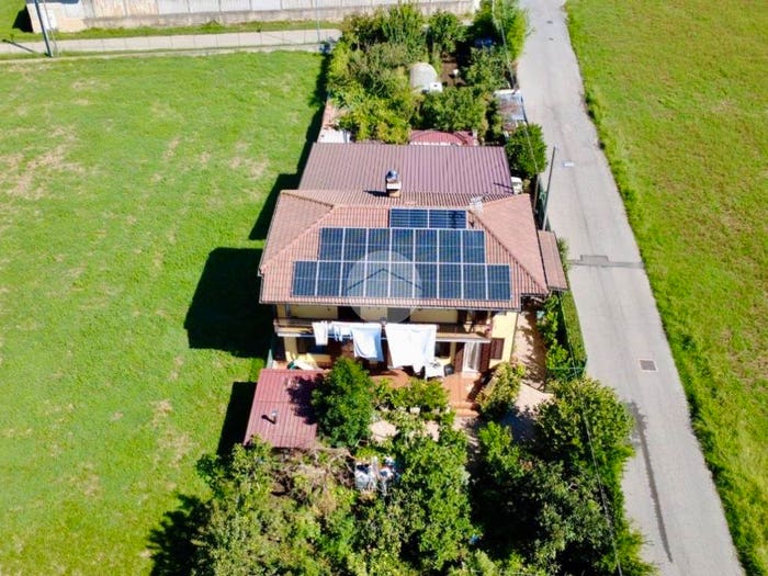 Casa quadrilocale in vendita in Strada ceretti, Centro, Favria
