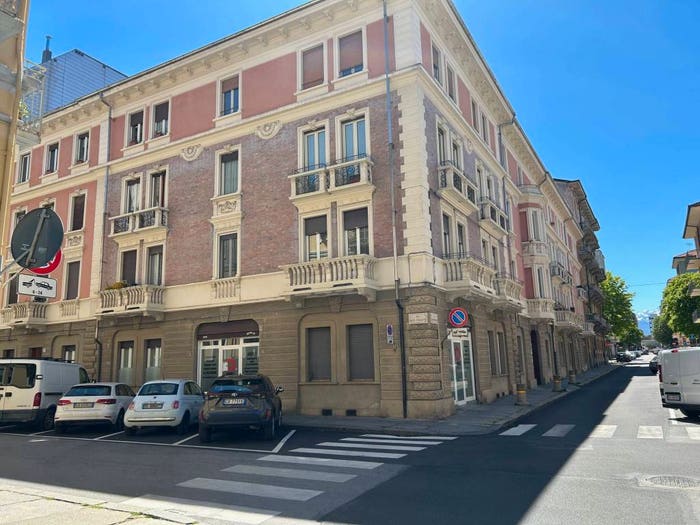 Appartamento con 5 locali in vendita in Via Antonio Meucci, Centro, Cuneo