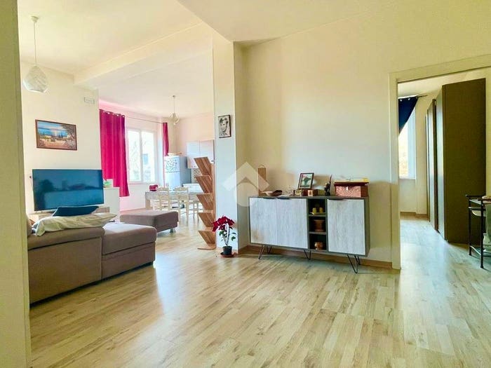 Casa con 6 locali in vendita in Via scigliuzzo, PresicceAcquarica
