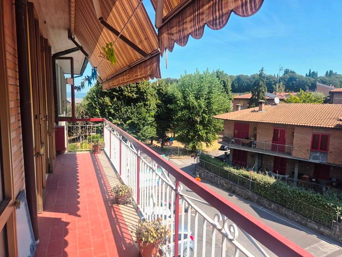 Appartamento con 6 locali in vendita in Via Giovanni XXIII, Belverde, Monteriggioni