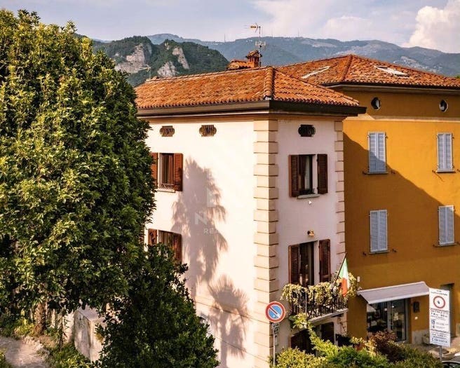 Casa con 5 locali in vendita in Via Giosuè Magni, Centro, Brivio