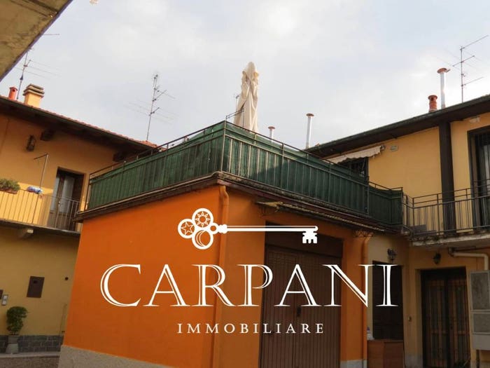 Appartamento bilocale in vendita in Via Roma, Centro, Lentate sul Seveso