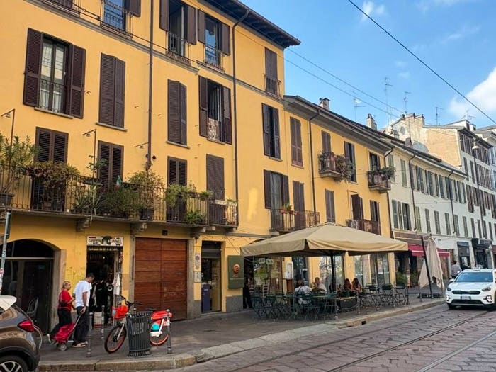 Appartamento trilocale in vendita in Corso di Porta Ticinese, Ticinese, Milano