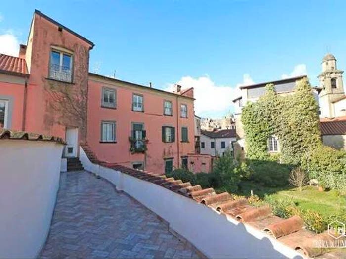 Appartamento con 5 locali in vendita in Via Giuseppe Mazzini No Number, Centro, Pontremoli