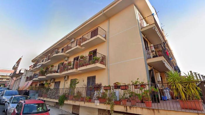 Appartamento trilocale in vendita in Via Sciarelli, Cannizzaro, Aci Castello