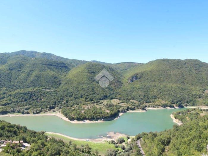 Appartamento quadrilocale in vendita in Via Regina Margherita, Centro, Ascrea