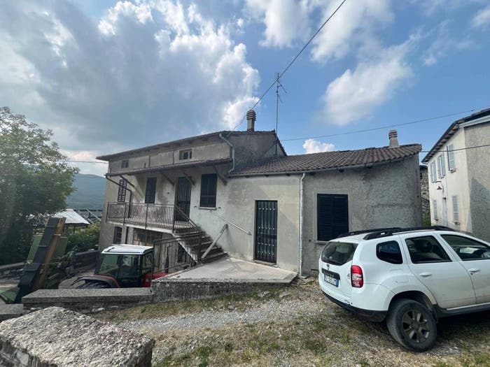 Casa con 5 locali in vendita in Località Sidolo, Bardi