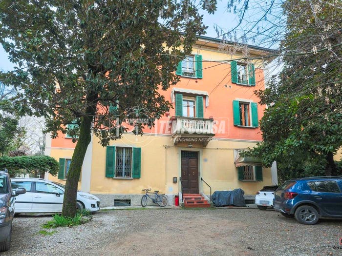 Appartamento trilocale in vendita in Via Pelagio Palagi, Massarenti, Bologna
