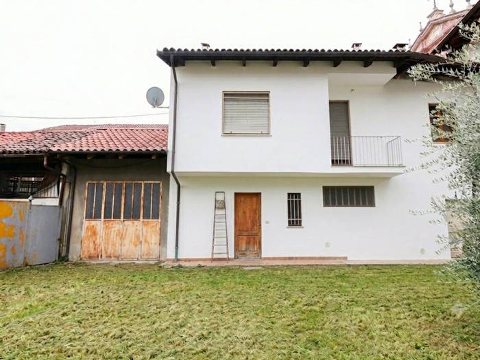 Casa trilocale in vendita in Via Umberto I, Foglizzo