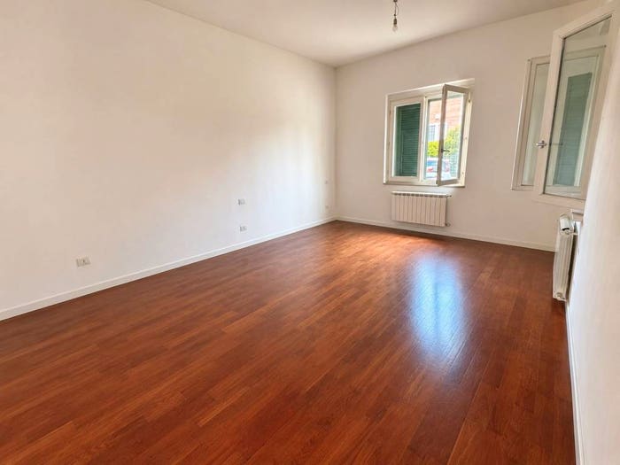 Appartamento bilocale in vendita in Via Cisa Sud, Centro, Santo Stefano di Magra