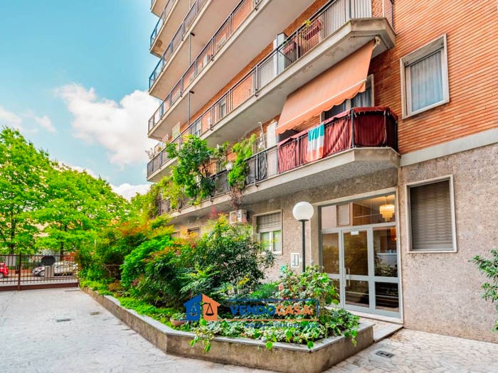 Appartamento bilocale in vendita in Via Messina, Cenisio, Milano