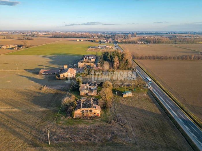 Casa con 6 locali in vendita in Via San Benedetto, Pieve di Cento