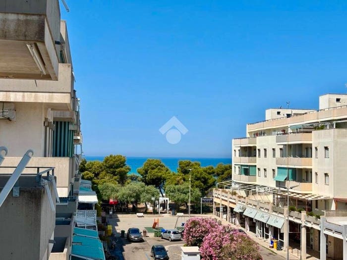 Appartamento trilocale in vendita in Viale della Fenice, Rivabella Lido Conchiglie, Gallipoli