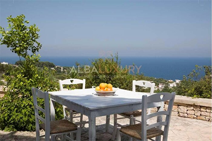 Casa con 5 locali in vendita in Via Virgilio, Gagliano Del Capo