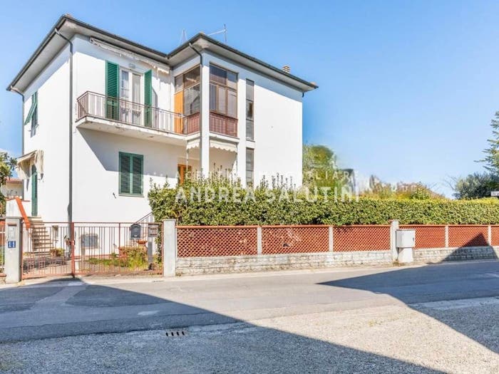 Casa con 6 locali in vendita in Via del Crocicchio, Santa Lucia La Borra, Pontedera