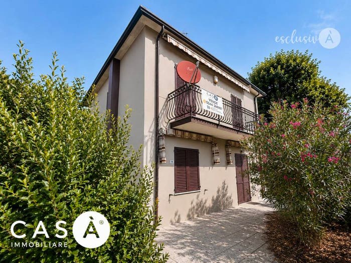 Casa con 6 locali in vendita in Viale dei Lombardi, Lido di Savio Lido di Classe, Ravenna
