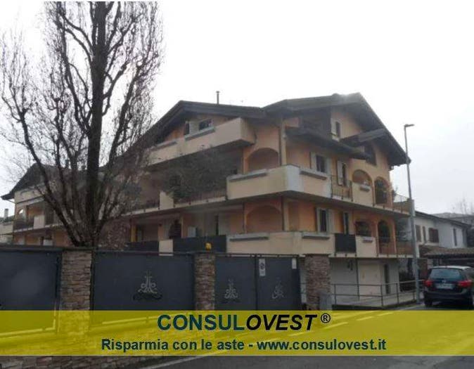 Casa bilocale in vendita in Via Alessandro Volta, Centro, Pozzuolo Martesana