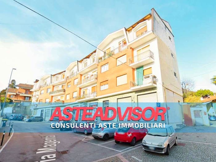 Appartamento quadrilocale in vendita in Via Magenta, Piossasco