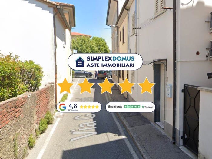 Casa con 6 locali in vendita in Via Giacomo Puccini, Centro, Agliana
