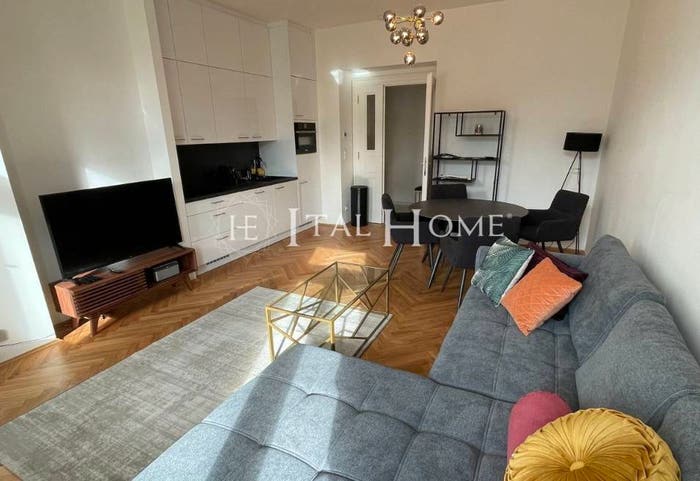 Appartamento trilocale in vendita in Via Friuli, Porta Romana Medaglie d'Oro, Milano