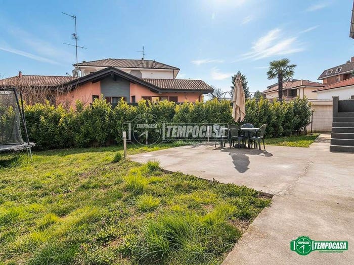 Casa con 6 locali in vendita in Via vittorio veneto, Centro, Garbagnate Milanese