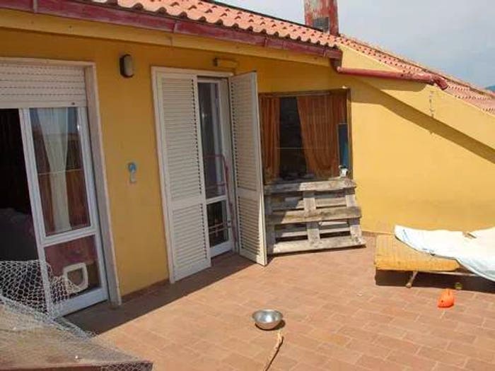 Appartamento con 6 locali in vendita in Neghelli No Number, Centro, Orbetello