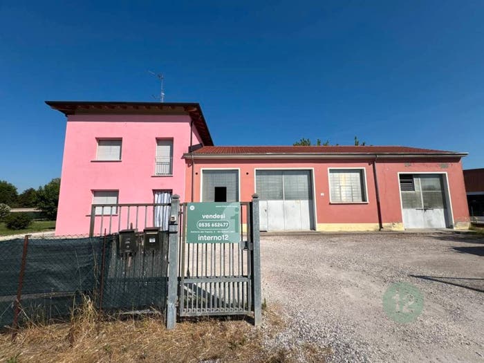 Casa trilocale in vendita in Via Romana, Centro, Moglia