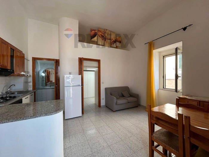 Appartamento bilocale in vendita in Via Dottor Giuliani, Centro, Vieste