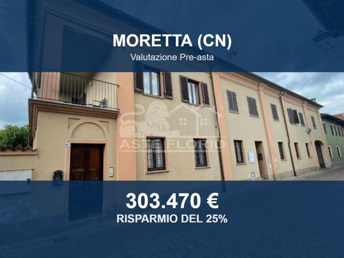 Casa con 6 locali in vendita in Via Saluzzo, Centro, Moretta