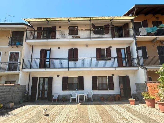 Casa con 5 locali in vendita in Via Pietra Bianca, Candia Canavese