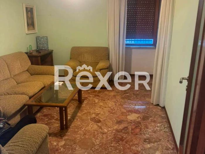 Casa con 6 locali in vendita in Via Guglielmo Marconi, Pietracatella